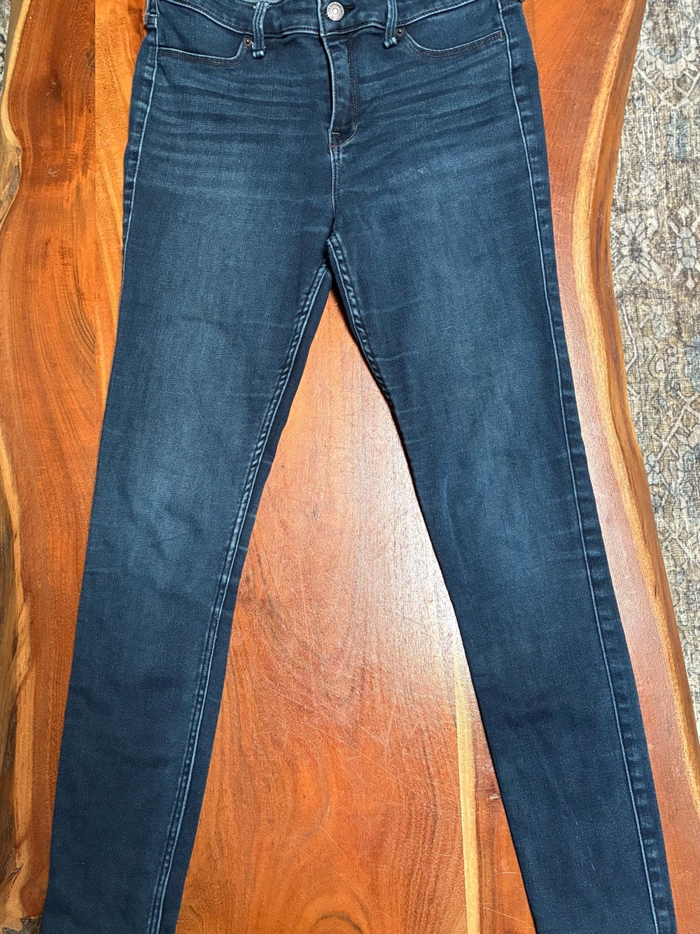 Abercrombie & Fitch Women's Dark Blue Skinny Jeans
